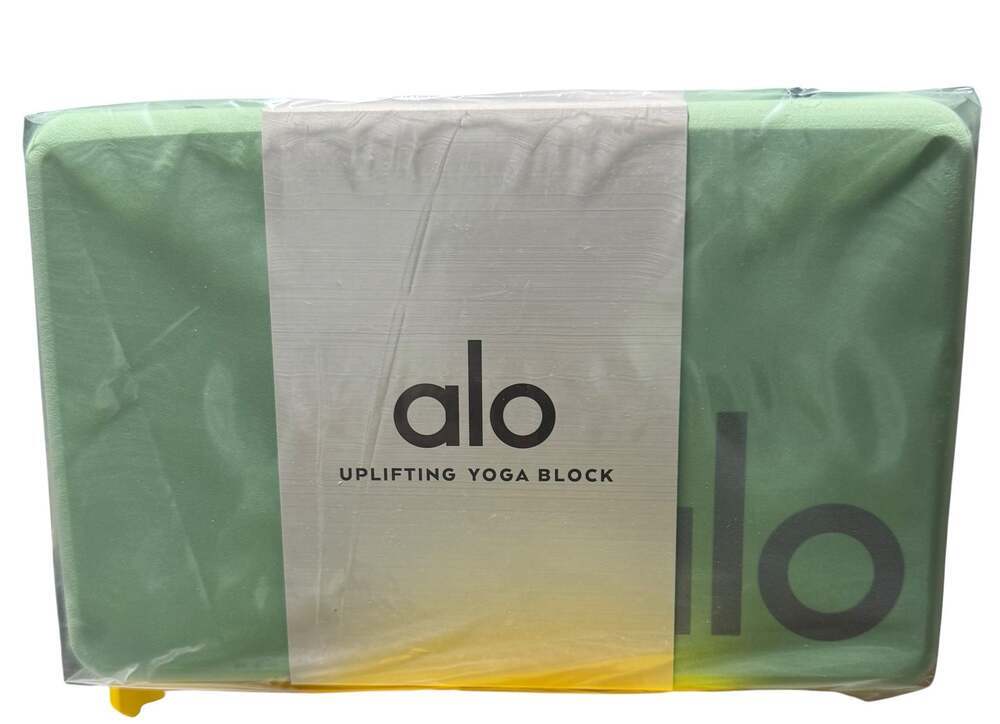NIP Alo Yoga Uplifting Yoga Block Honeydew Silver One Size Fitness Pilates